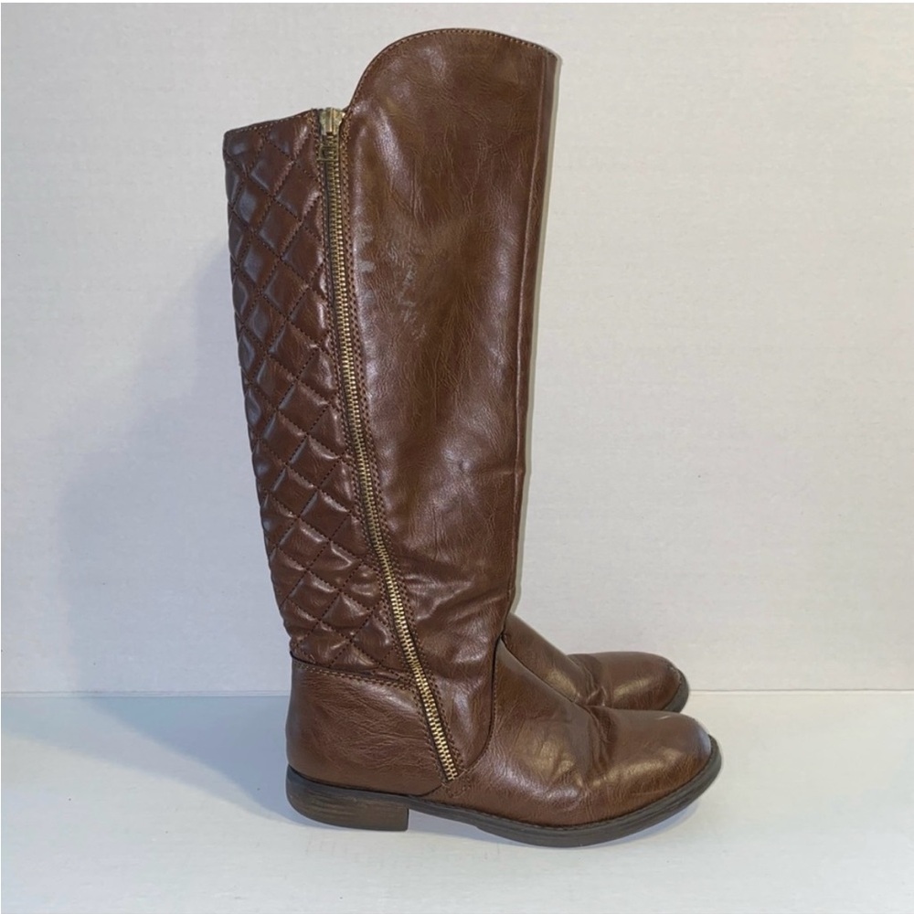 Boots Knee Hi Quilted Fashion
Boot Brown - Women’s Size 10